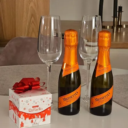 Nava Place Alpine In - Peaceful Location, Near Glacier & Wifi كابرون