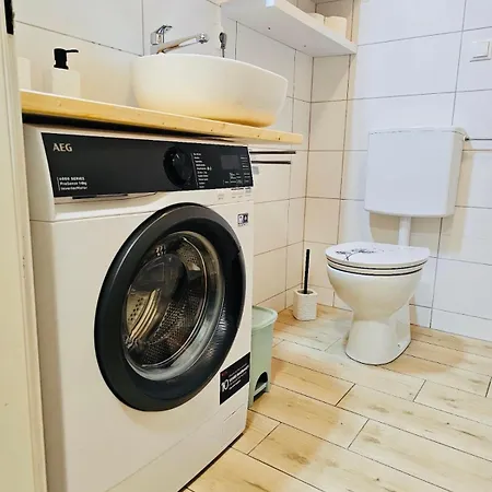 Nava Place Alpine In - Peaceful Location, Near Glacier & Wifi 公寓