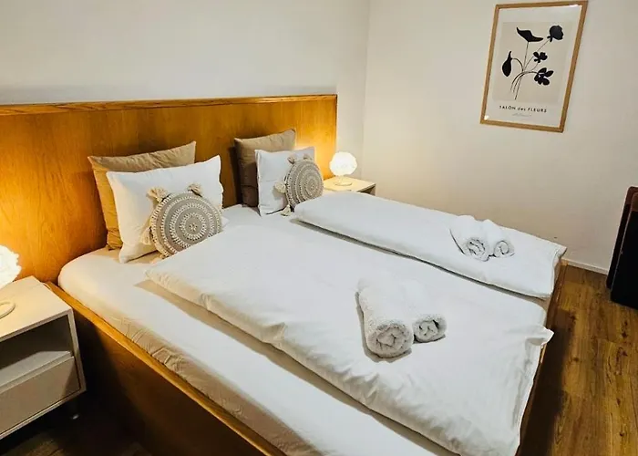 Nava Place Alpine In - Peaceful Location, Near Glacier & Wifi Daire *