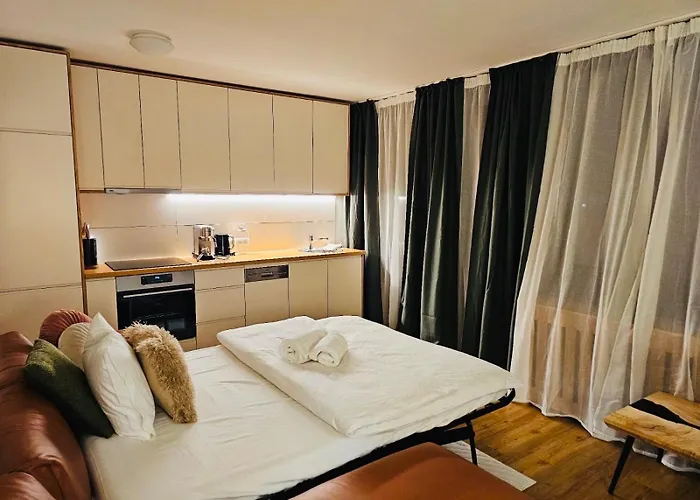 Nava Place Alpine In - Peaceful Location, Near Glacier & Wifi Daire *